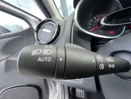 Photo 8 Renault Clio IV Intens TCe 90