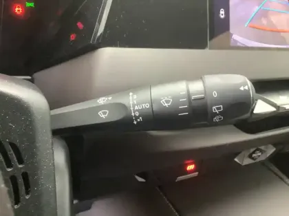 Photo 19 DS DS 4 BlueHDi 130 EAT8 Etoile - Cuir Nappa