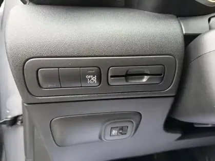 Photo 23 Citroën C3 Aircross PureTech 130 S&S EAT6 Shine Pack