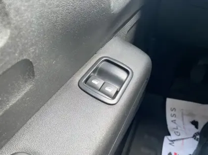 Photo 5 Citroën C3 PureTech 82ch Graphic S&S E6.d-TEMP