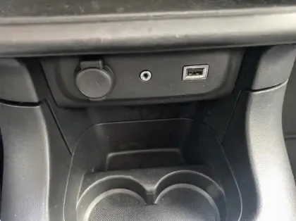 Photo 16 Citroën C3 PureTech 82ch Graphic S&S E6.d-TEMP