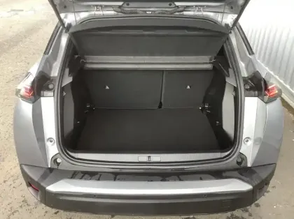 Photo 9 Peugeot 2008 Nouveau 100 S&S BVM6 Allure