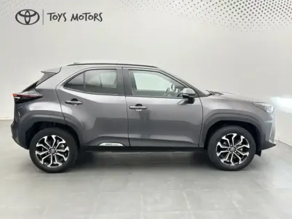 Photo Toyota Yaris Hybride 1.5 Hybrid 116h Design Cargo