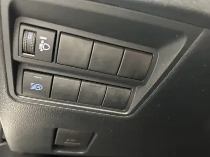 Photo 13 Toyota Yaris Hybride 116h Design