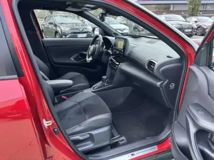 Photo 6 Toyota Yaris Hybride 1.5 HYBRID 116H GR SPORT