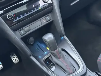 Photo 30 Toyota Yaris Gén. I Ph1 GR Sport 5