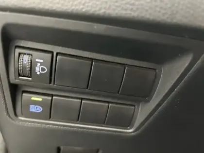 Photo 24 Toyota Yaris Hybride 116h Design