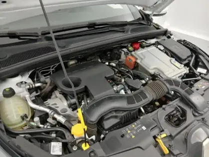 Photo 18 Renault Clio V E-Tech 140 - 21N Intens