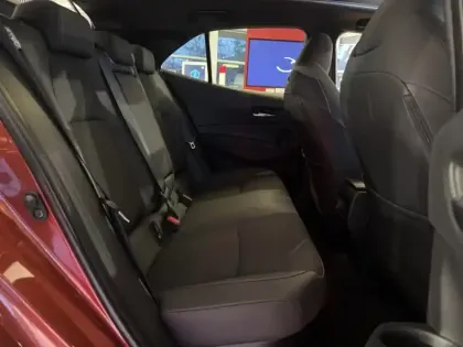 Photo 14 Toyota Corolla Hybride 1.8L 140h GR Sport 140 CH