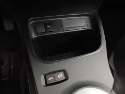 Photo 20 Renault Twingo Gén. III (C07) Ph2 NG Authentic 5