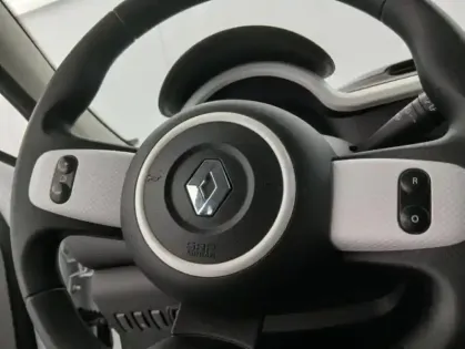 Photo 22 Renault Twingo Gén. III (C07) Ph2 NG Authentic 5