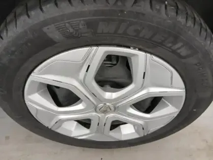 Photo 16 Renault Twingo Gén. III (C07) Ph2 NG Authentic 5