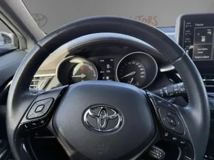 Photo 10 Toyota C-HR 1.8 Hybride 122 Distinctive
