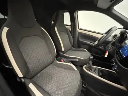 Photo 20 Toyota Aygo 1.0 VVT-i 72 Design