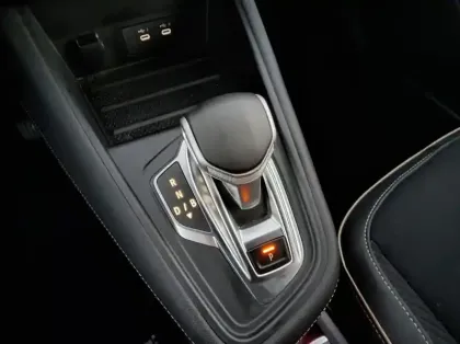 Photo 12 Renault Symbioz Gén. I Ph1 Iconic 5