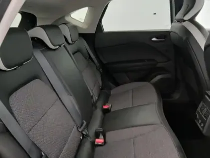 Photo 12 Renault Captur E-Tech 145 - 21 Intens