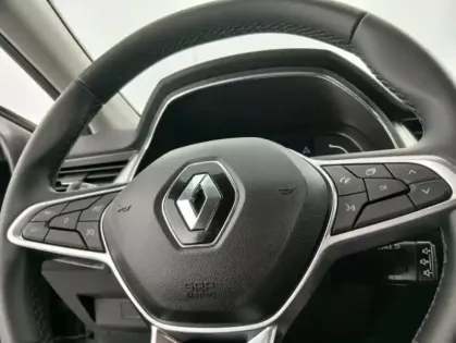 Photo 20 Renault Captur E-Tech 145 - 21 Intens