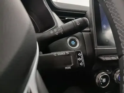 Photo 21 Renault Captur E-Tech 145 - 21 Intens