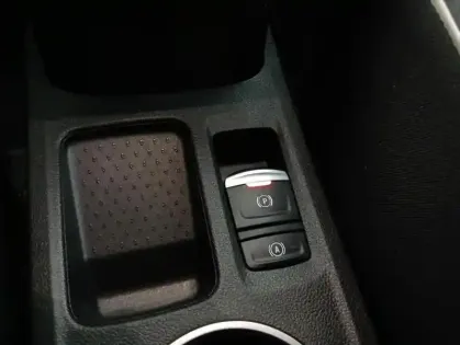 Photo 24 Renault Captur E-Tech 145 - 21 Intens