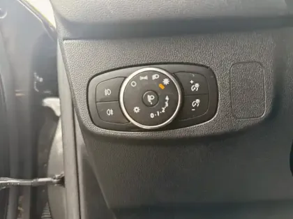 Photo 18 Ford Focus 1.0 Flexifuel mHEV 125ch Titanium X Business