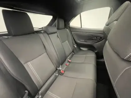 Photo 27 Toyota Yaris Hybride 1.5 HYBRID 130H PREMIERE AUTO 2W