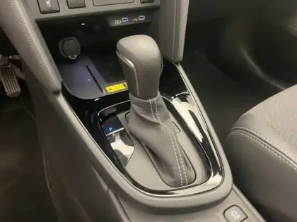 Photo 24 Toyota Yaris Hybride 1.5 HYBRID 130H PREMIERE AUTO 2W