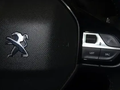 Photo 14 Peugeot 208  1.2 PureTech 75ch S&S Style