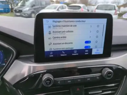 Photo 8 Ford Kuga  2.5 Duratec 190ch FHEV E85 Titanium BVA