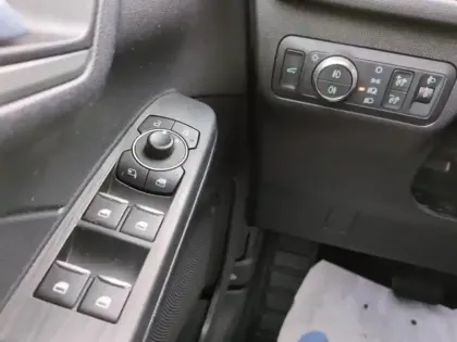 Photo 13 Ford Kuga  2.5 Duratec 190ch FHEV E85 Titanium BVA