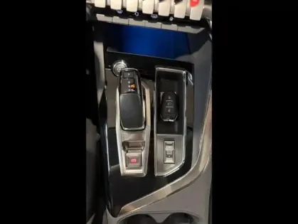 Photo 11 Peugeot 3008  HYBRID 225ch Allure Pack e-EAT8