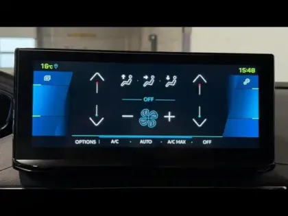 Photo 14 Peugeot 3008  HYBRID 225ch Allure Pack e-EAT8