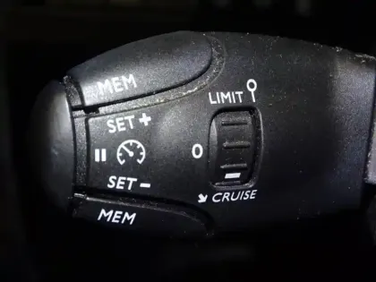 Photo 14 Peugeot 5008  1.6 THP 165ch Allure S&S EAT6