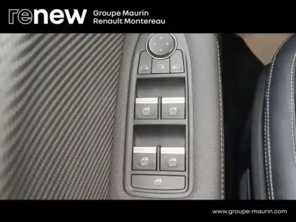 Photo 14 Renault Captur  1.6 E-Tech hybride 145ch Engineered