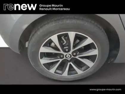 Photo 8 Renault Clio  1.6 E-Tech hybride 145ch Techno