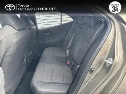 Photo 11 Toyota Corolla  122h Design