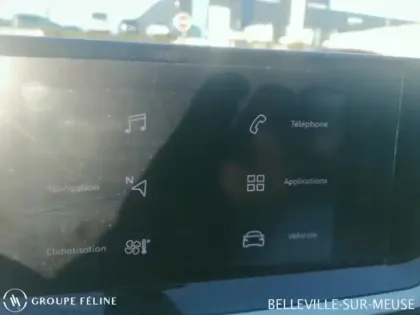 Photo 13 Peugeot 2008  1.5 BlueHDi 110ch S&S Allure