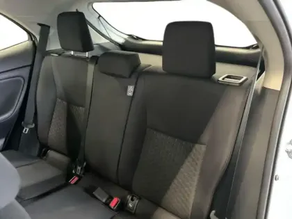 Photo 12 Toyota Yaris  Cross 116h Dynamic MY25