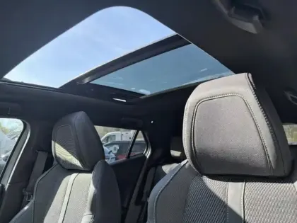 Photo 13 Peugeot 2008 Gén. II Ph2 GT 5