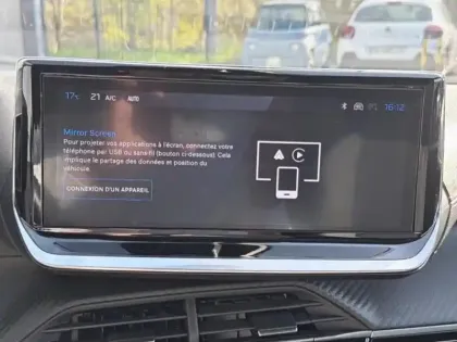 Photo 12 Peugeot 2008 Gén. II Ph2 GT 5