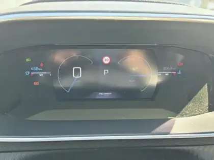 Photo 9 Peugeot 2008 Gén. II Ph2 GT 5