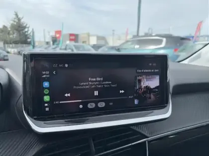 Photo 12 Peugeot 208  1.2 Hybrid 110ch Allure e-DCS6