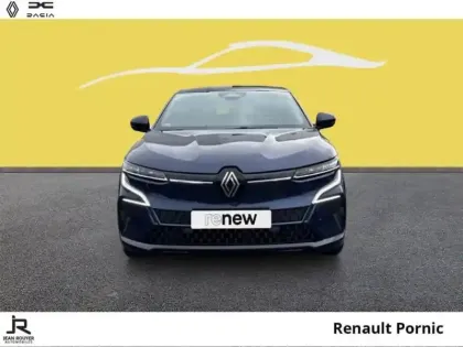 Photo 8 Renault Megane  TECHNO  EV60 220ch SUPER CHARGE