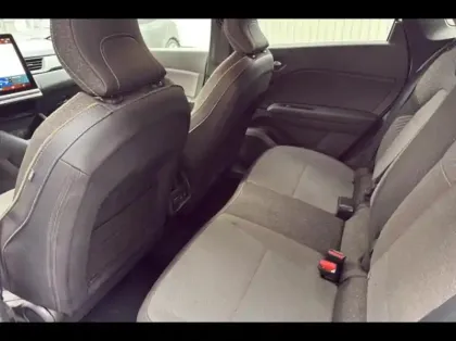 Photo 10 Renault Symbioz  1.6 E-Tech full hybrid 145ch Techno