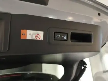 Photo 8 Lexus Lbx  1.5 136ch Elegant 2WD