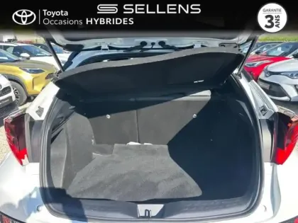 Photo 9 Toyota C-HR  122h GR-Sport 2WD E-CVT MY22