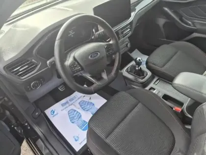 Photo 12 Ford Focus  1.0 Flexifuel mHEV 125ch ST-Line X