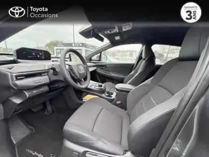 Photo 10 Toyota C-HR + 224ch 77kWh Design Grande Autonomie