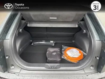 Photo 9 Toyota C-HR + 224ch 77kWh Design Grande Autonomie