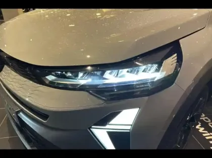 Photo 13 Renault Symbioz  1.6 E-Tech full hybrid 145ch esprit Alpine