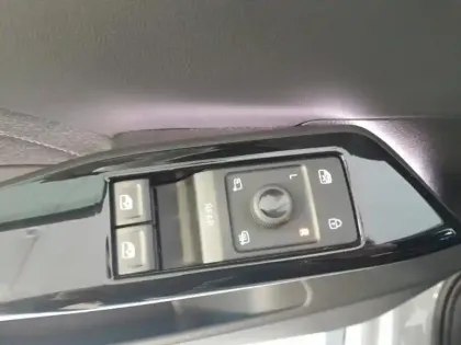 Photo 10 Volkswagen Id.3 Gén. I Ph2 NG Life Max 5